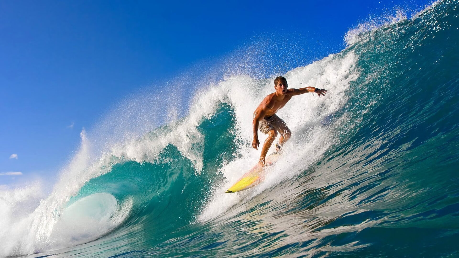 C罗回归曼联的背后：滕哈赫如何破解更衣室密码？